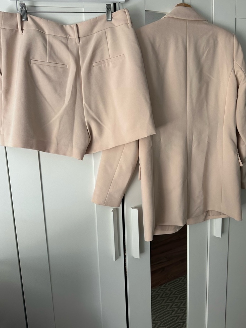 Women's Blush Cream Tailored Blazer Medium and Matching Trouser Shorts 12 - Picture 5 of 6